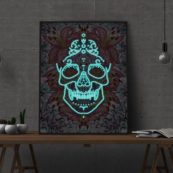 Skull | Glow in the dark 30x40cm